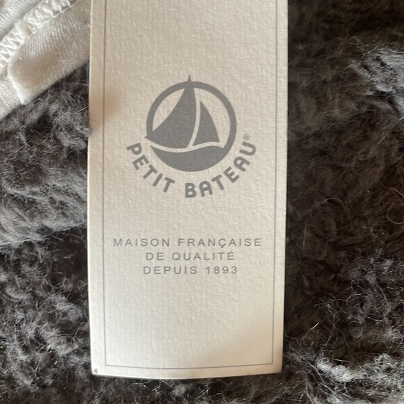 2/$20 NWT! PETIT BATEAU BABY HAT - stars! - Picture 6 of 8